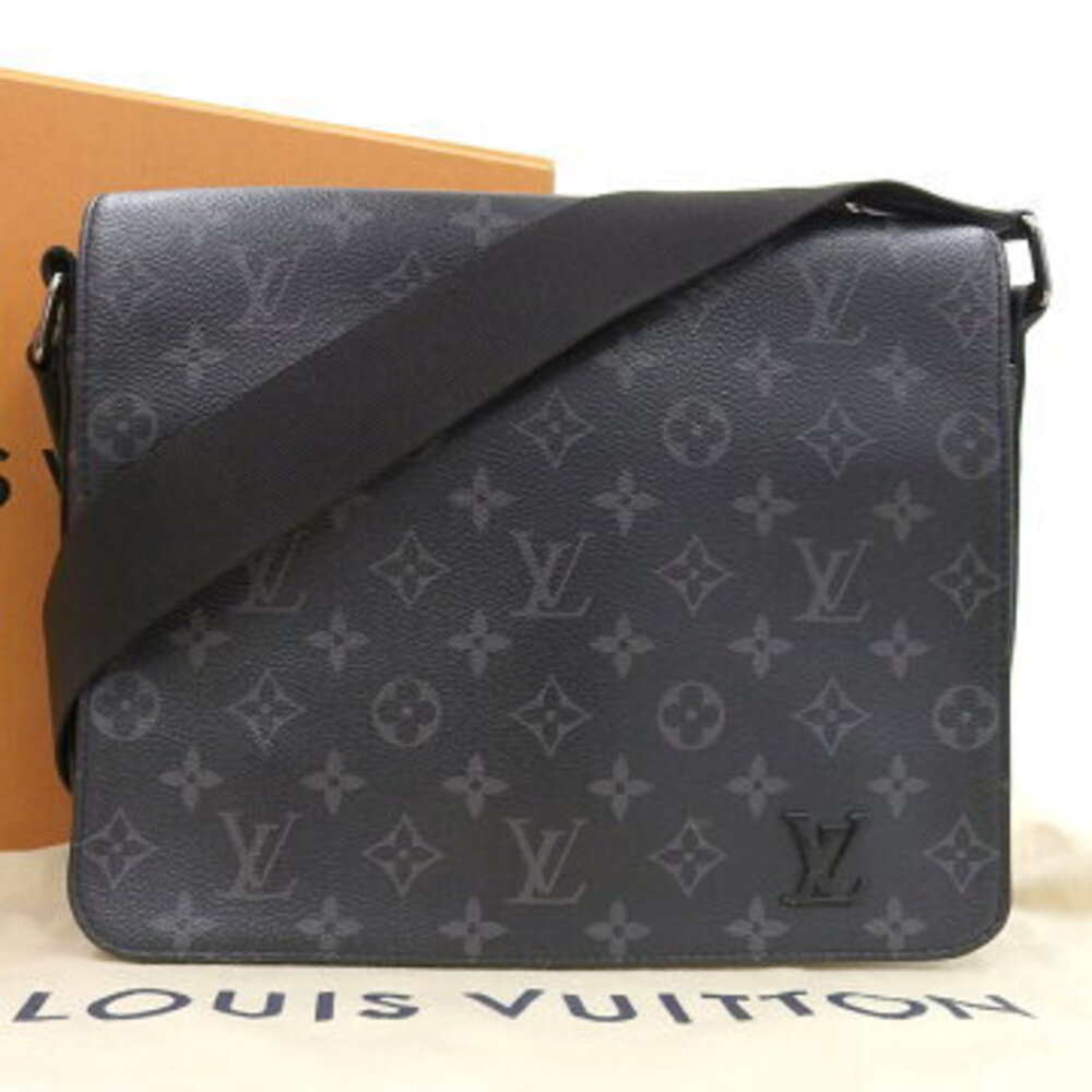 Louis Vuitton Monogram Eclipse Black District Messenger Shoulder Bag